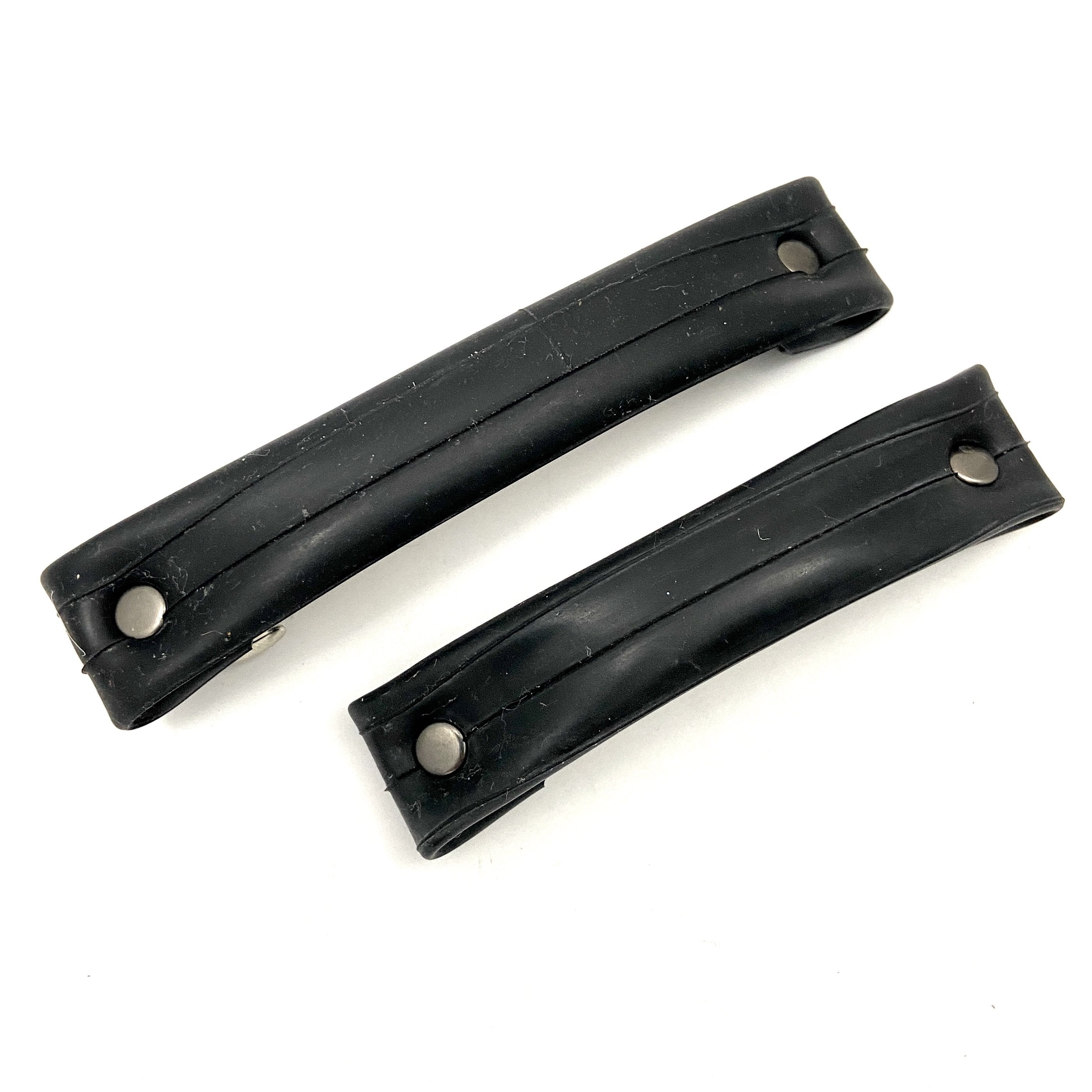 Upcycled Bicycle Tire Barrette in Basic Black-2